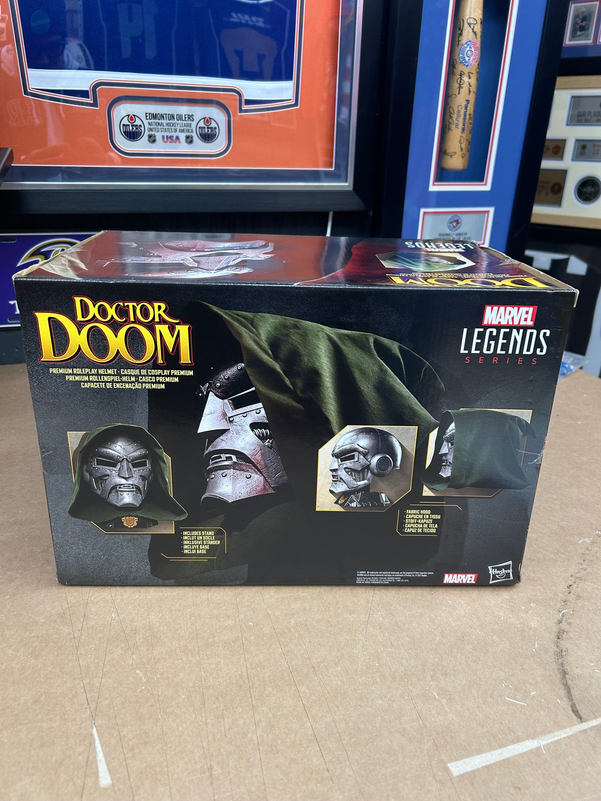 Marvel Herren Legends Series Doctor Doom Premium Rollenspiel-Helm