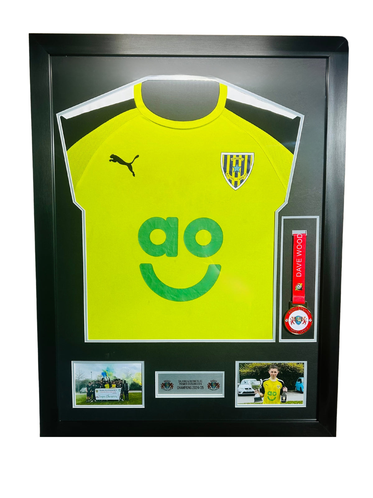 The Gordon (With Medal)