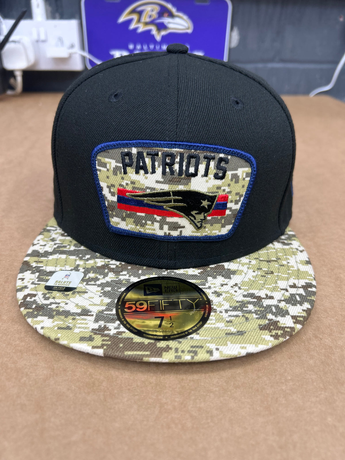 New England Patriots New Era 59FIFTY Salute to Service Cap – Size 7½ – Pre-Loved