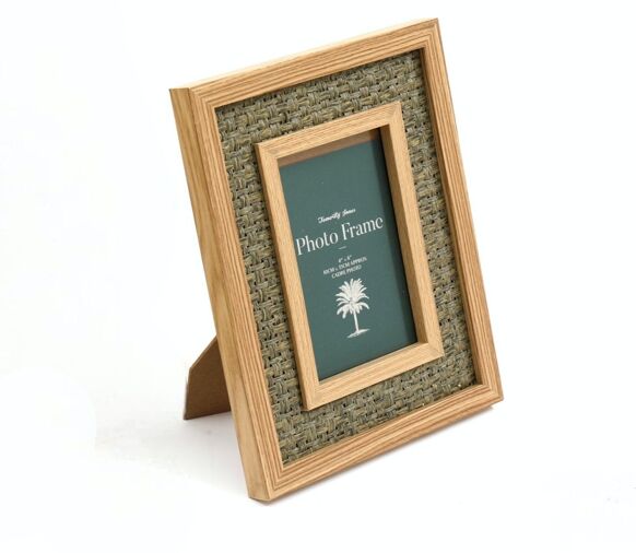 Rattan Effect Photo Frame