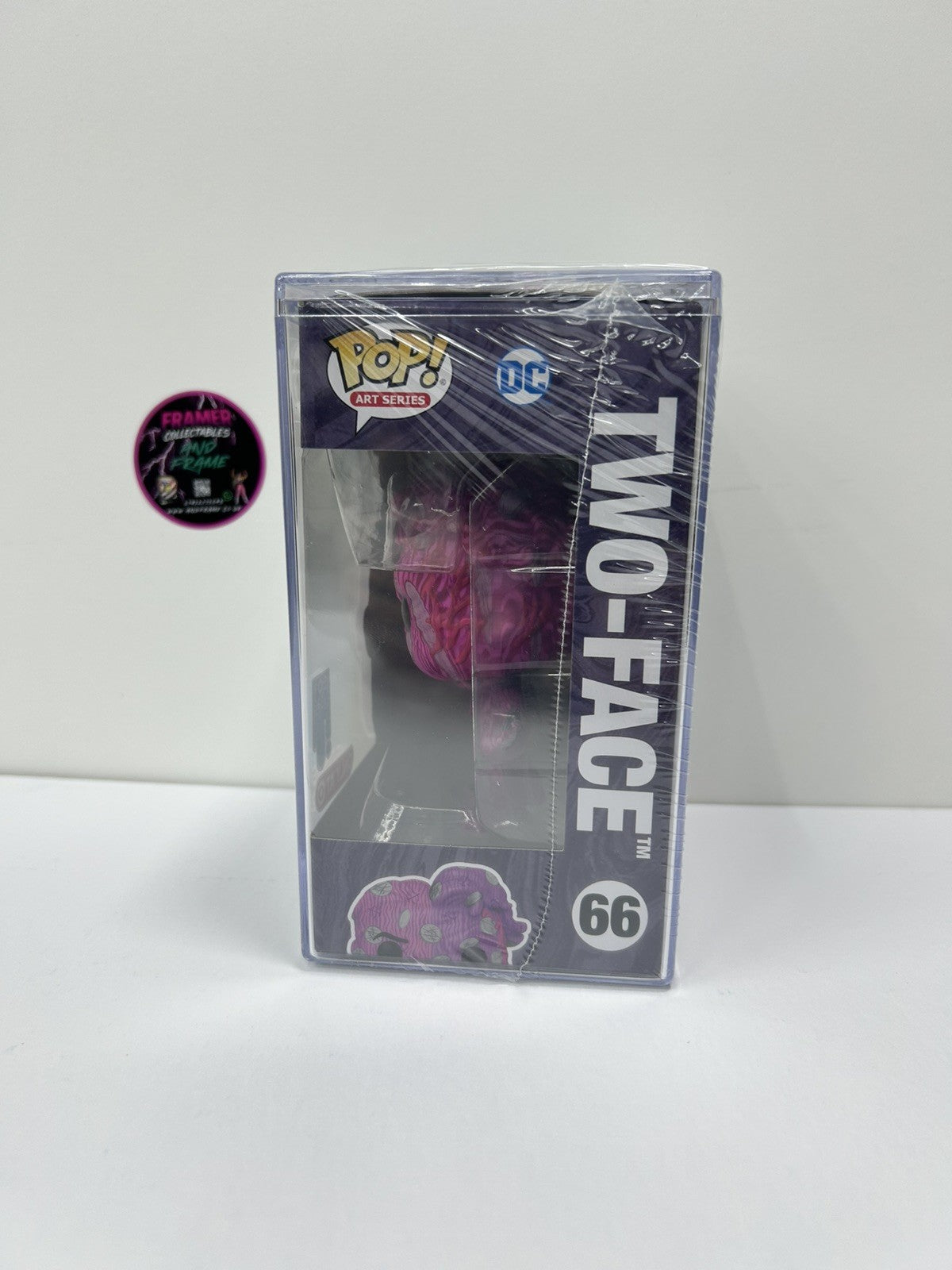 Funko Pop! Art Series - Batman Forever Two Face #66 In Hard Stack