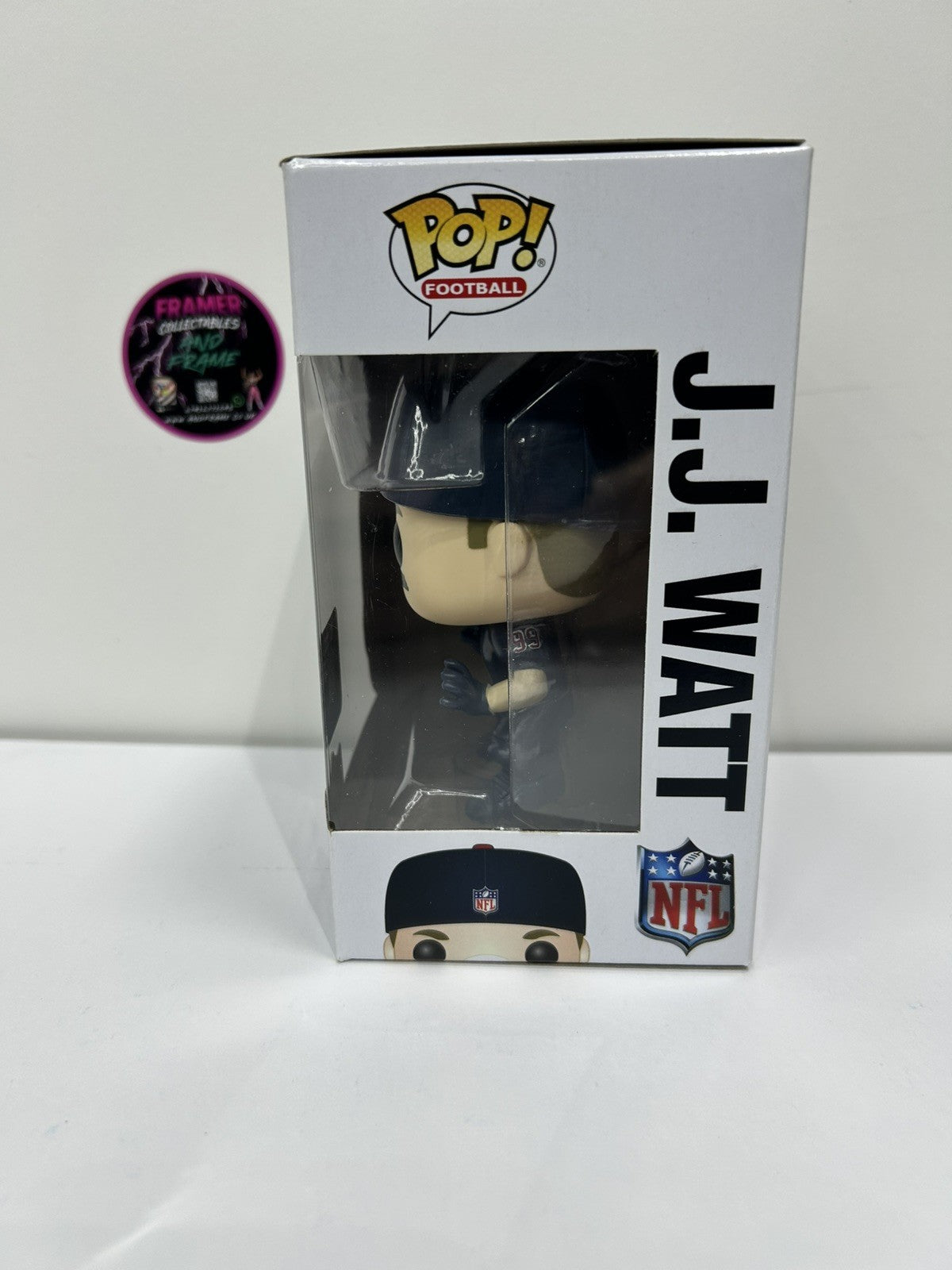 Funko Pop! NFL J.J. Watt - Texans #51