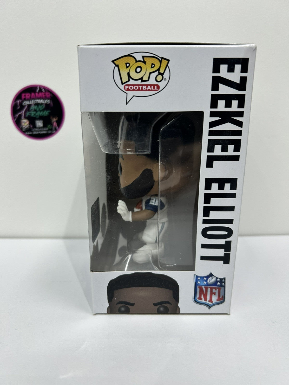 Funko Pop! NFL Ezekiel Elliot - Cowboys #68