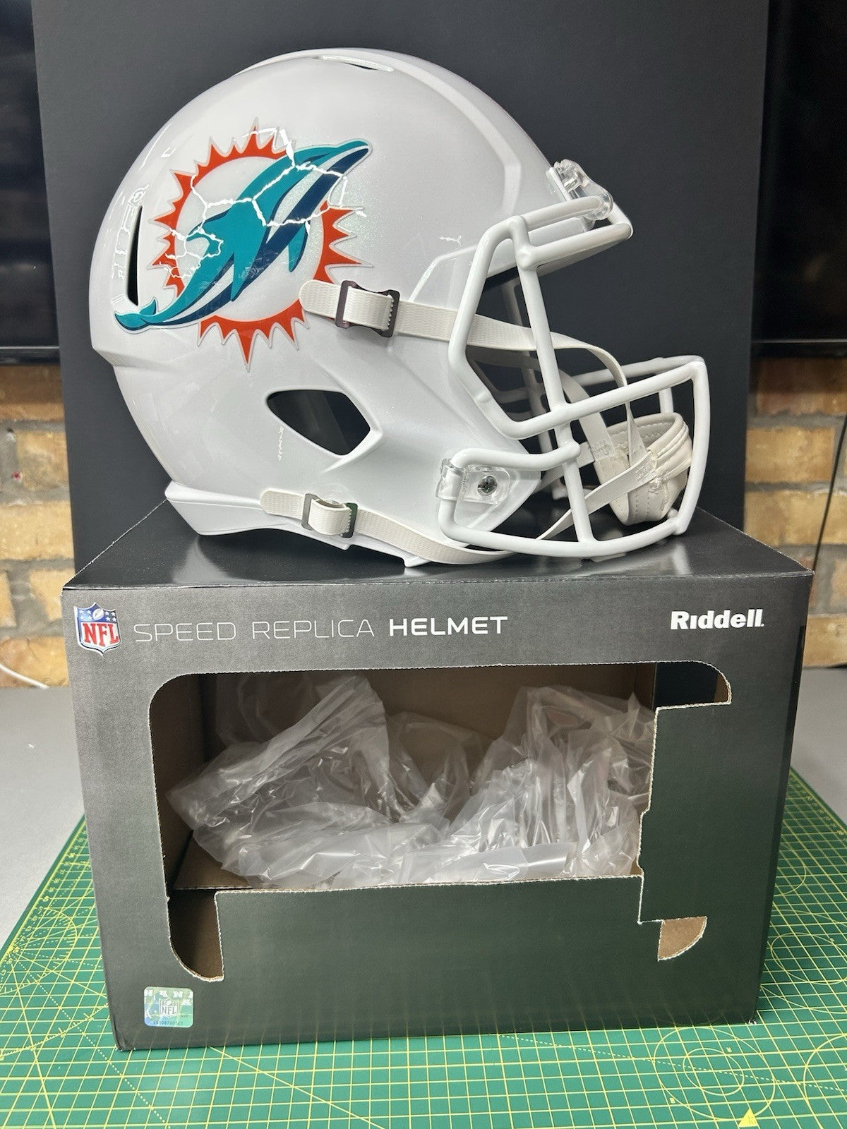 Miami Dolphins (2018)Full Size Riddell SpeedReplica Helmet