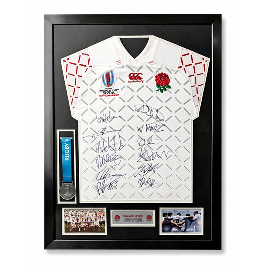 The Gordon (With Medal)